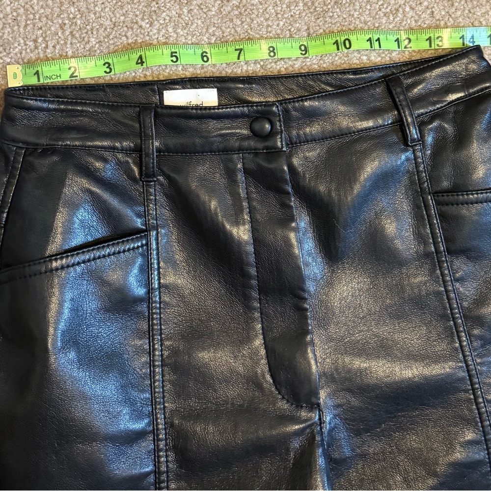 Wilfred Rebel Pants/ Aritzia black vegan leather pants size 10 - Picture 4 of 7